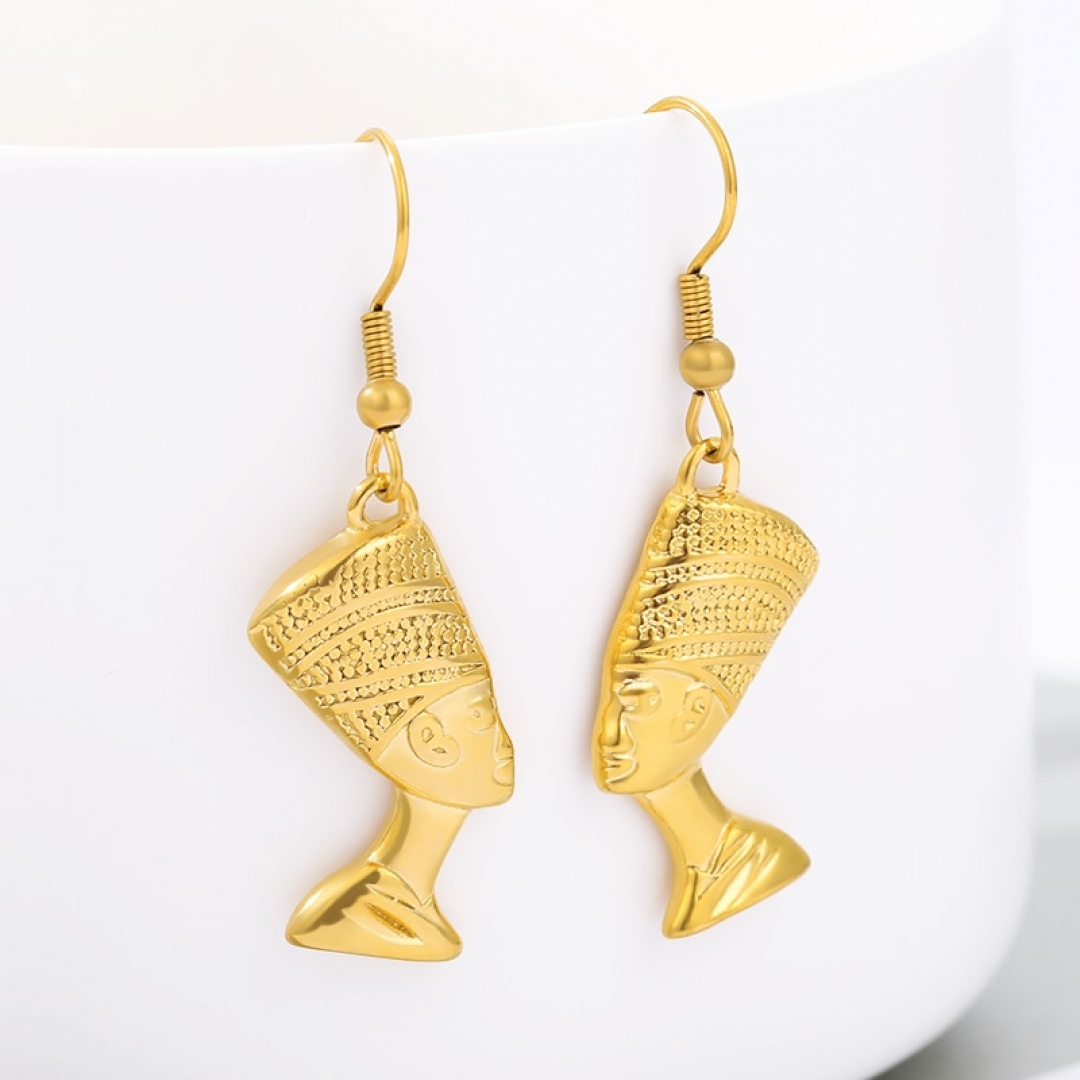 gold earrings for round face
